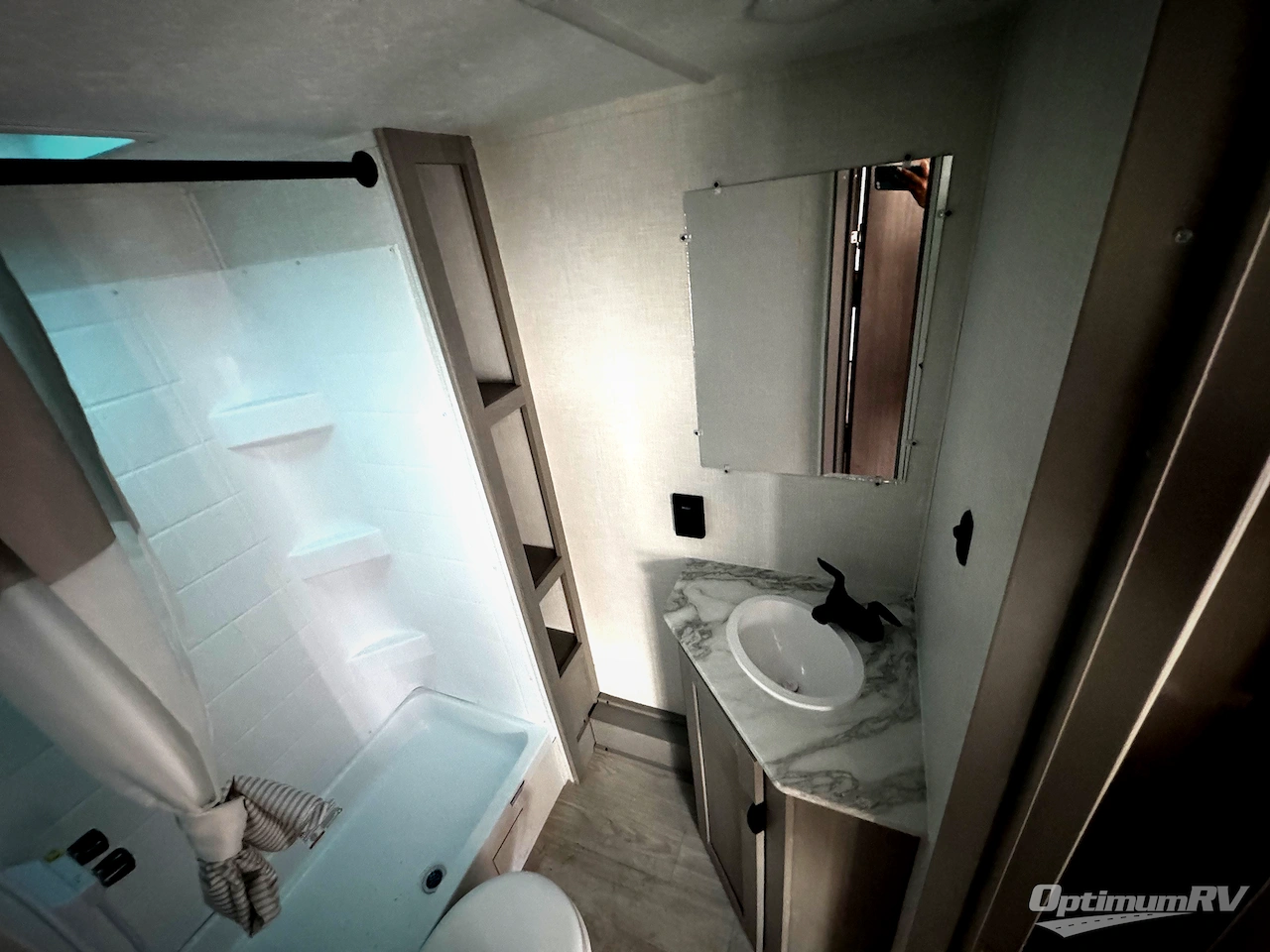 2026 Coachmen Clipper 4K Series 18BH Photo 8