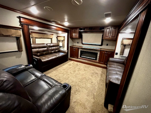 2019 Keystone alpine 3701FL RV Photo 2