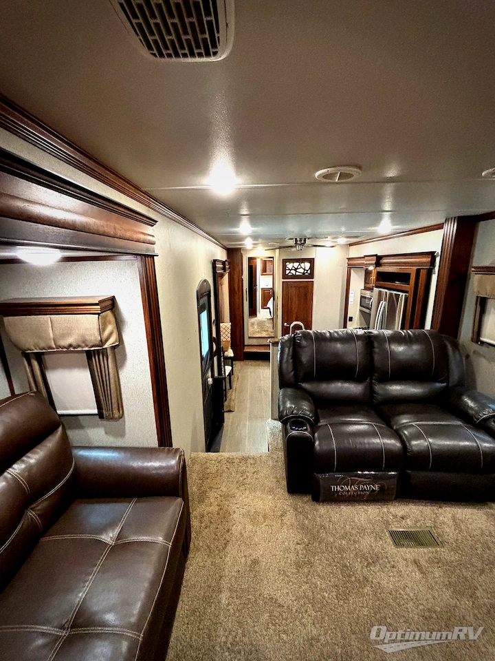 2019 Keystone alpine 3701FL Photo 5
