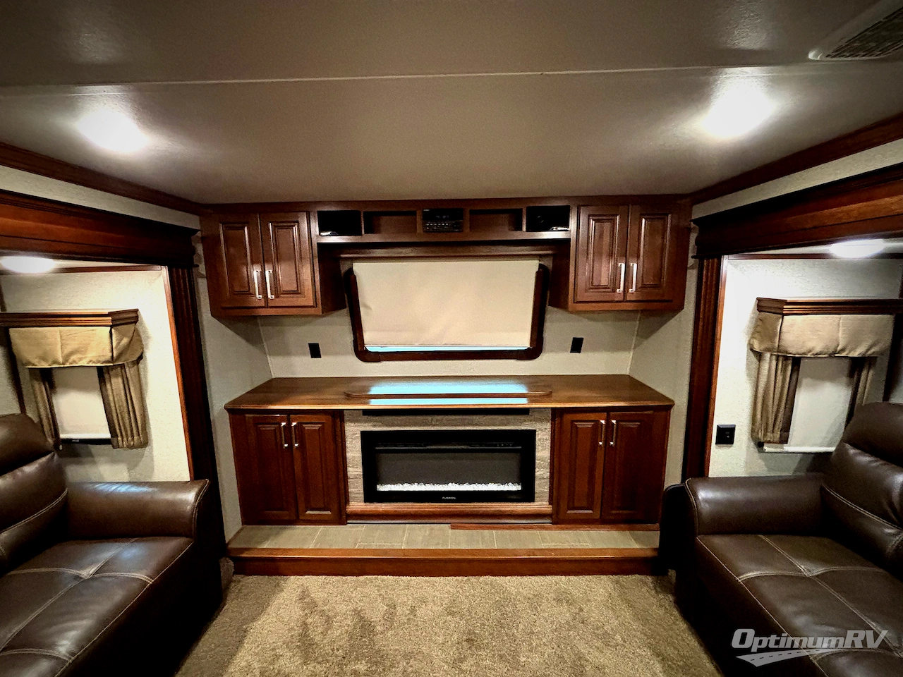 2019 Keystone alpine 3701FL Photo 9