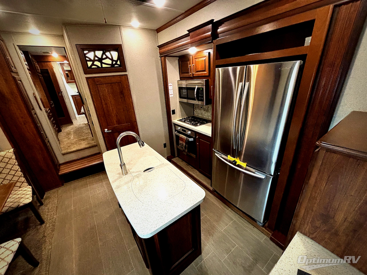2019 Keystone alpine 3701FL Photo 11
