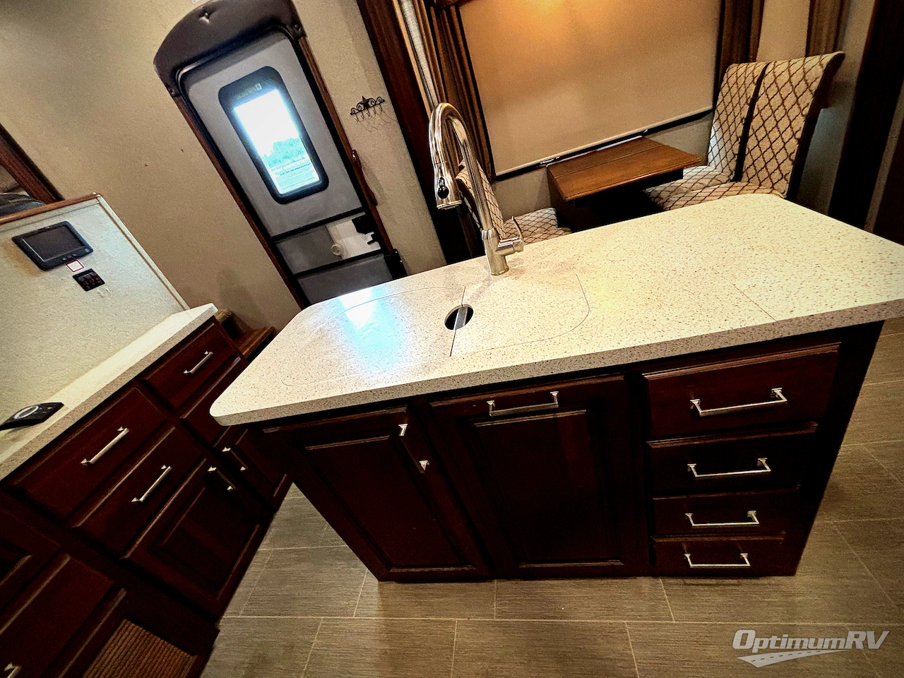 2019 Keystone alpine 3701FL Photo 14