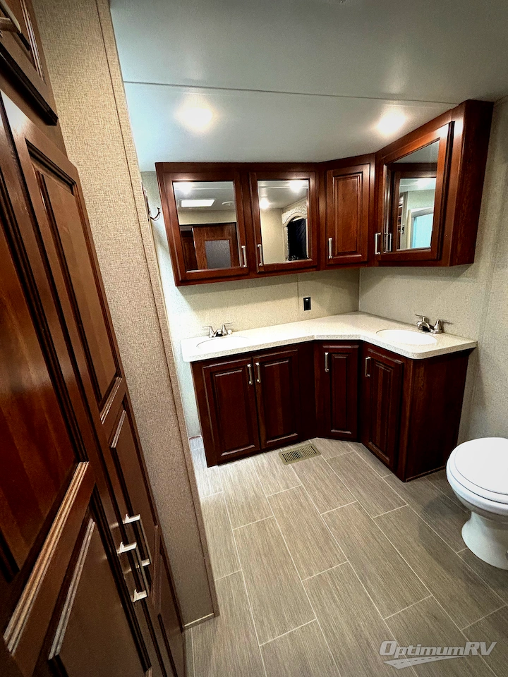 2019 Keystone alpine 3701FL Photo 20