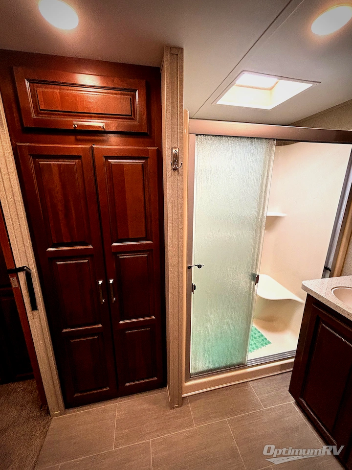 2019 Keystone alpine 3701FL Photo 21
