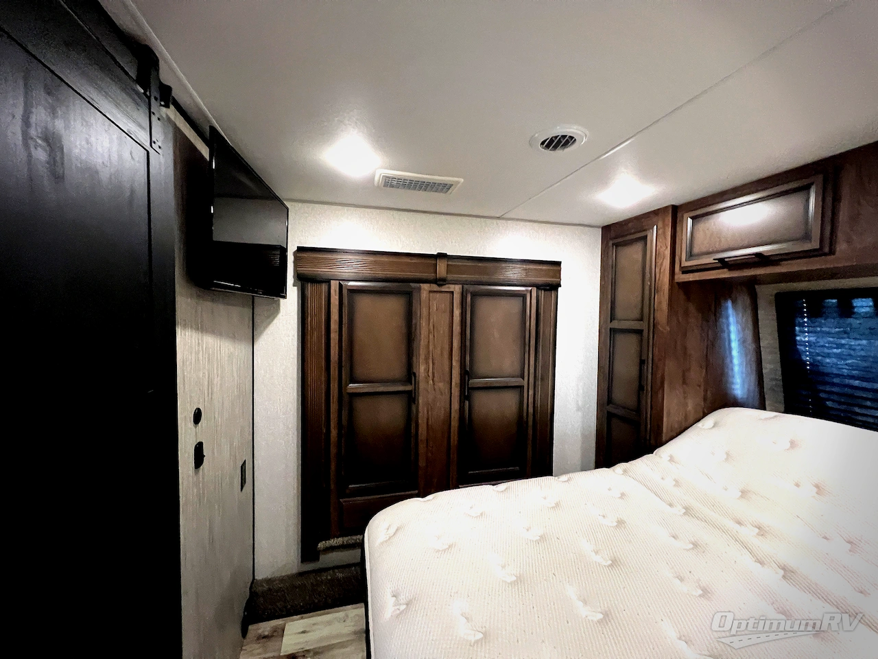 2022 KZ Venom 4113TK Photo 23