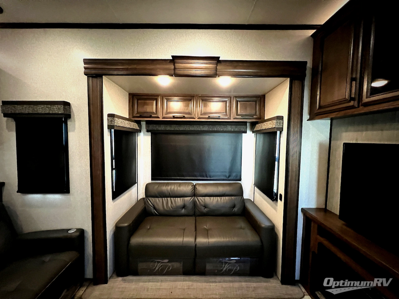 2022 KZ Venom 4113TK Photo 9