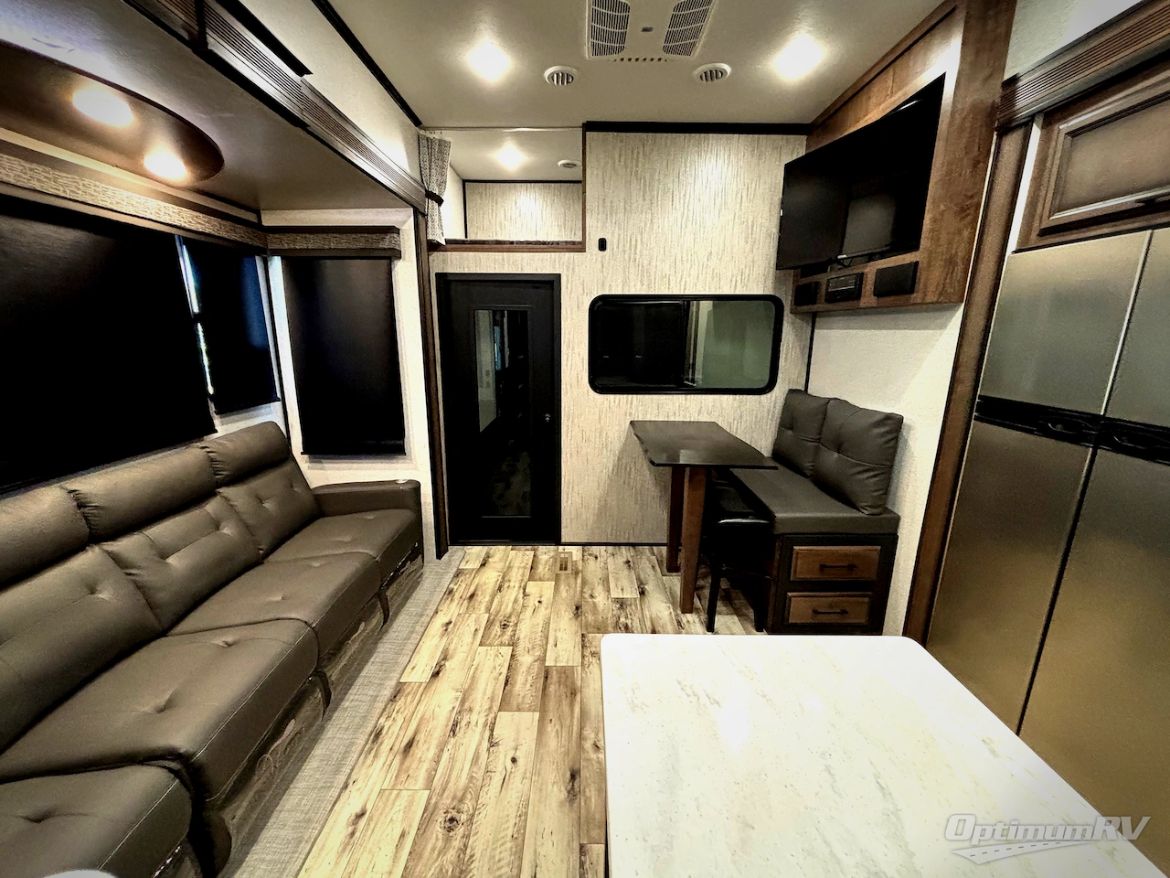 2022 KZ Venom V-Series V3916TK Photo 4