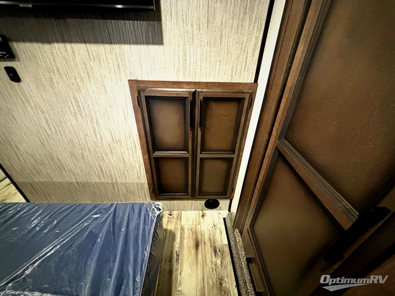 2022 KZ Venom V-Series V3916TK Photo 11