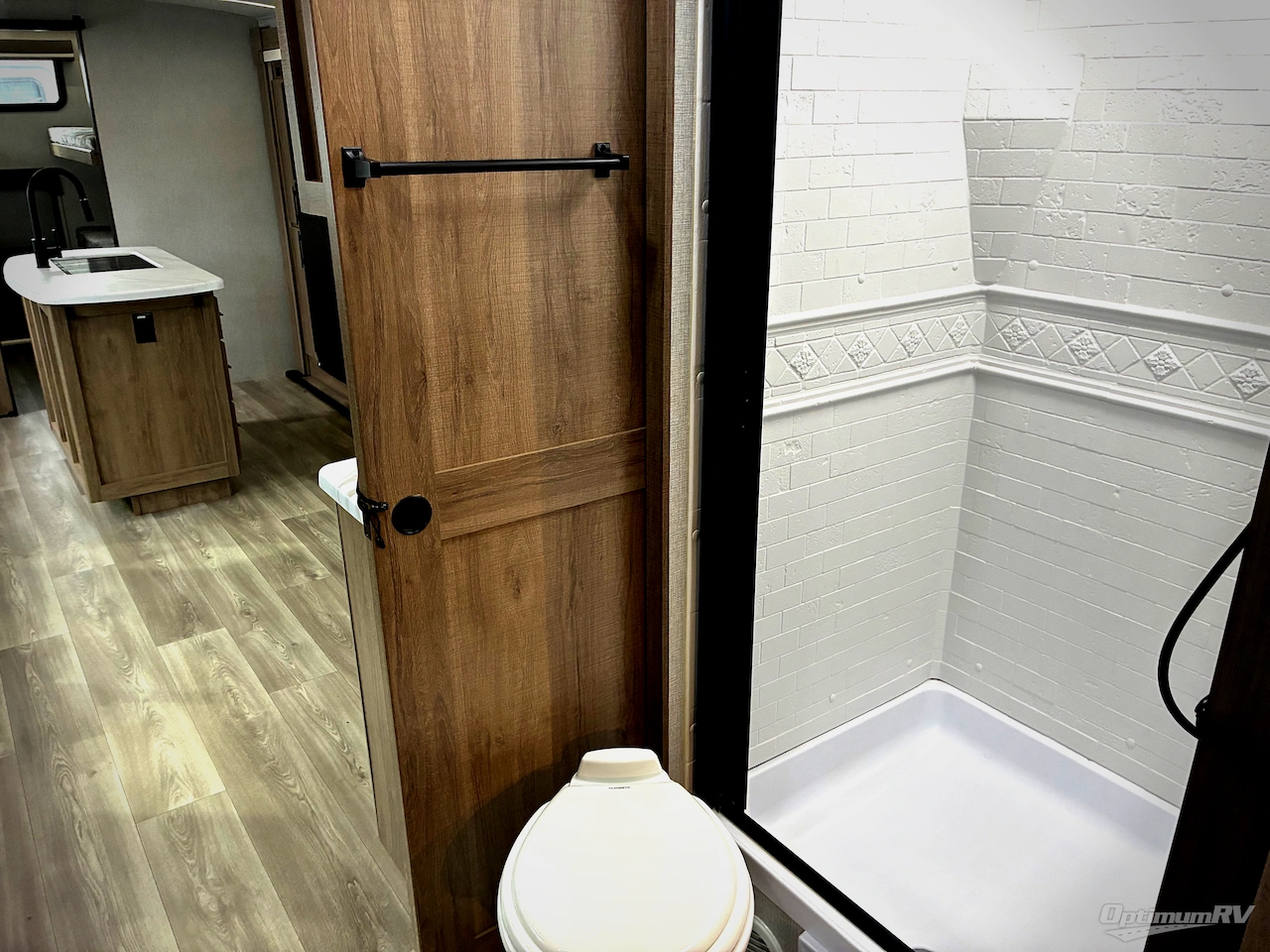 2024 Grand Design Imagine 3210BH Photo 18