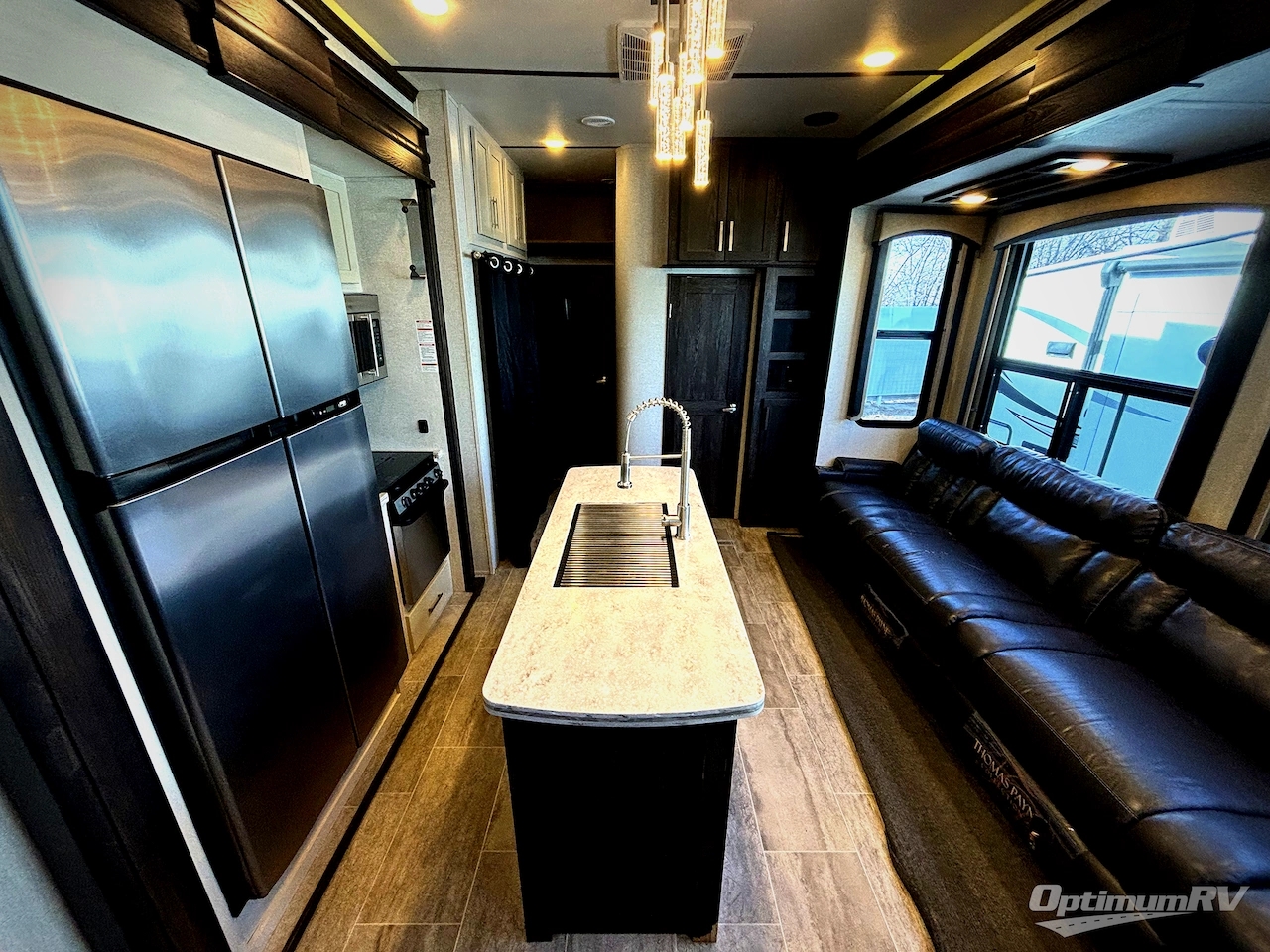 2018 Keystone Raptor 428SP Photo 4