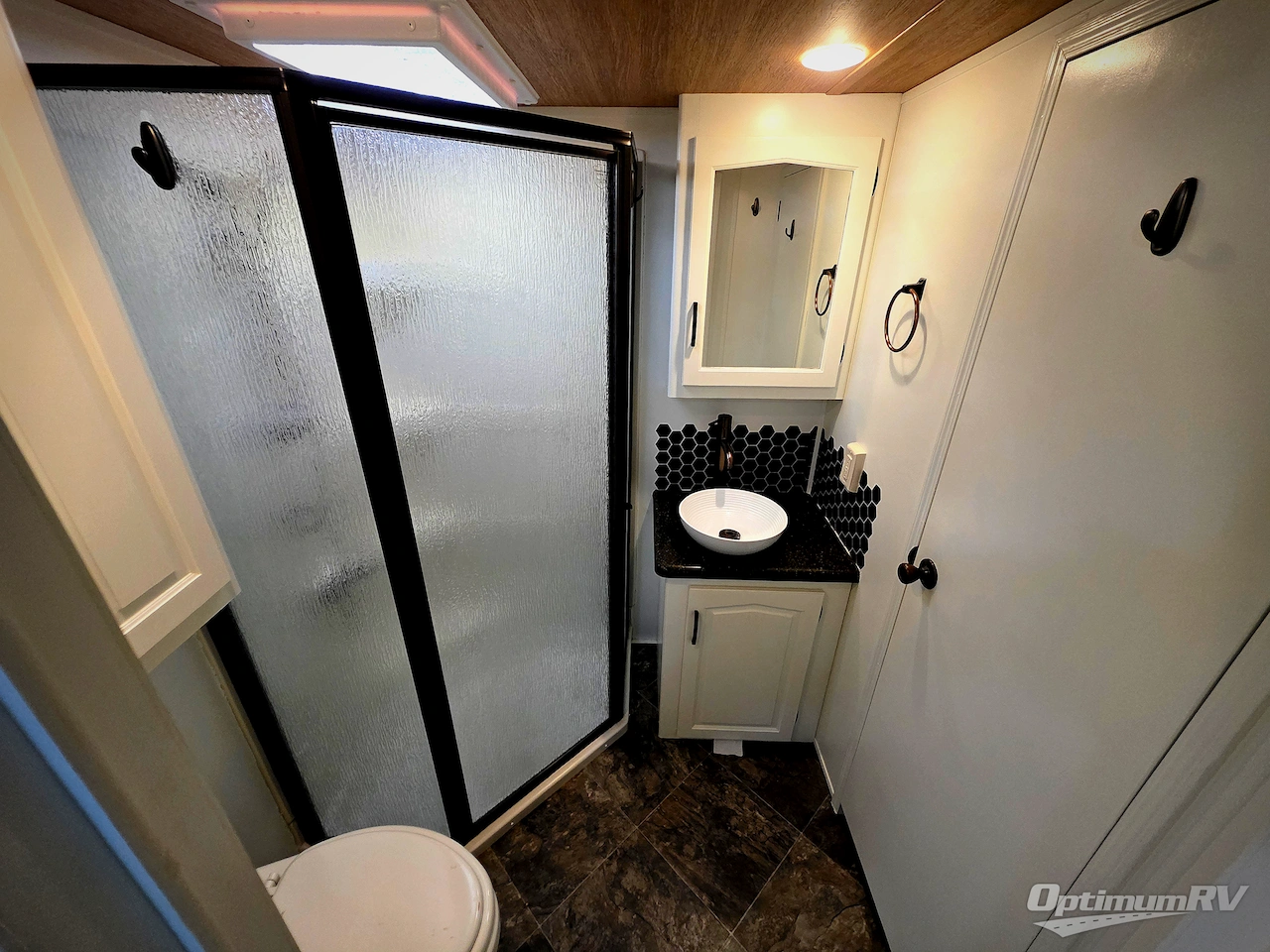 2013 Keystone Raptor 395LEV Photo 11