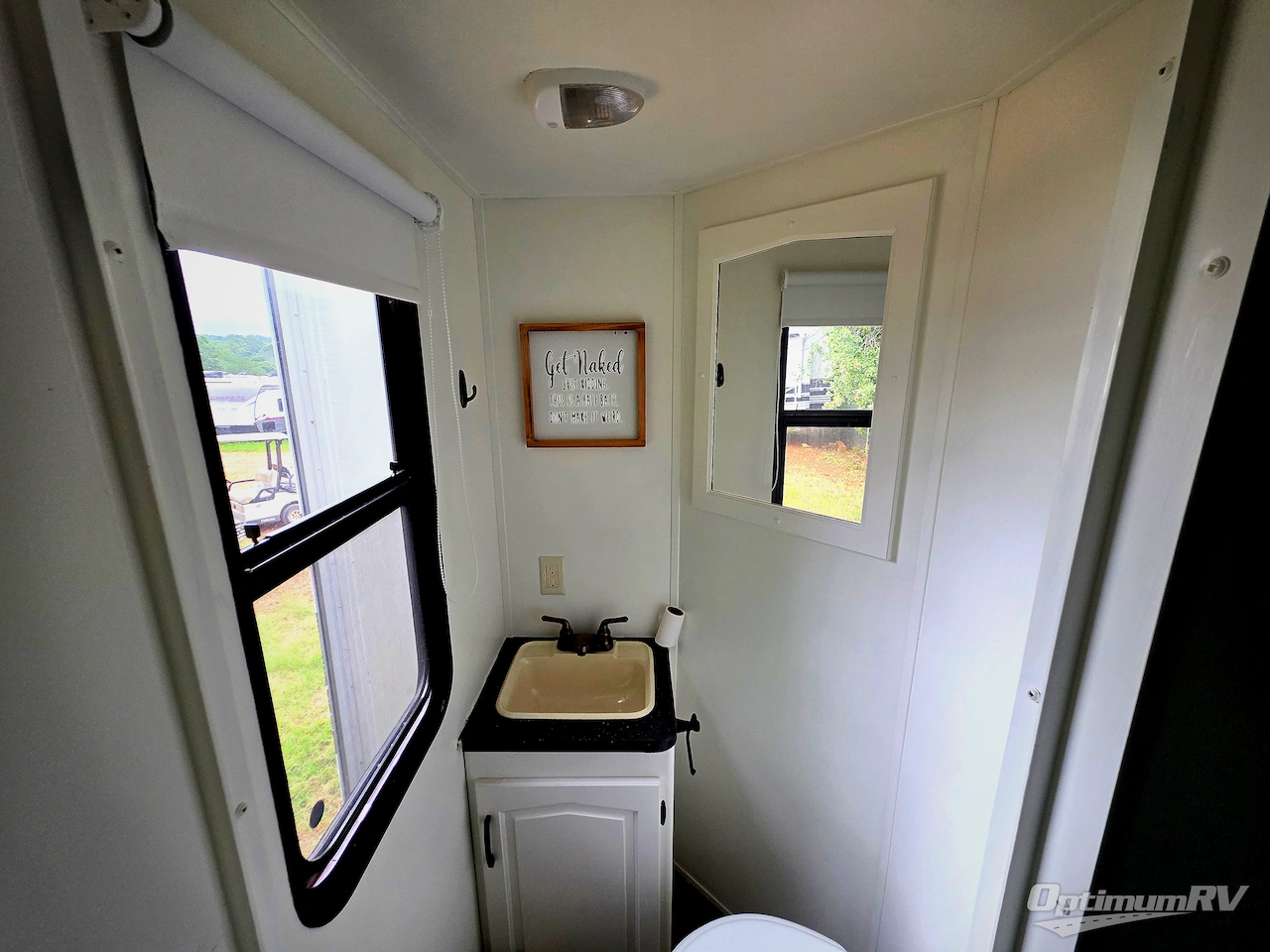 2013 Keystone Raptor 395LEV Photo 18