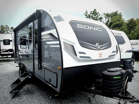 Used 2023 Venture Sonic SN190VRB Featured Photo