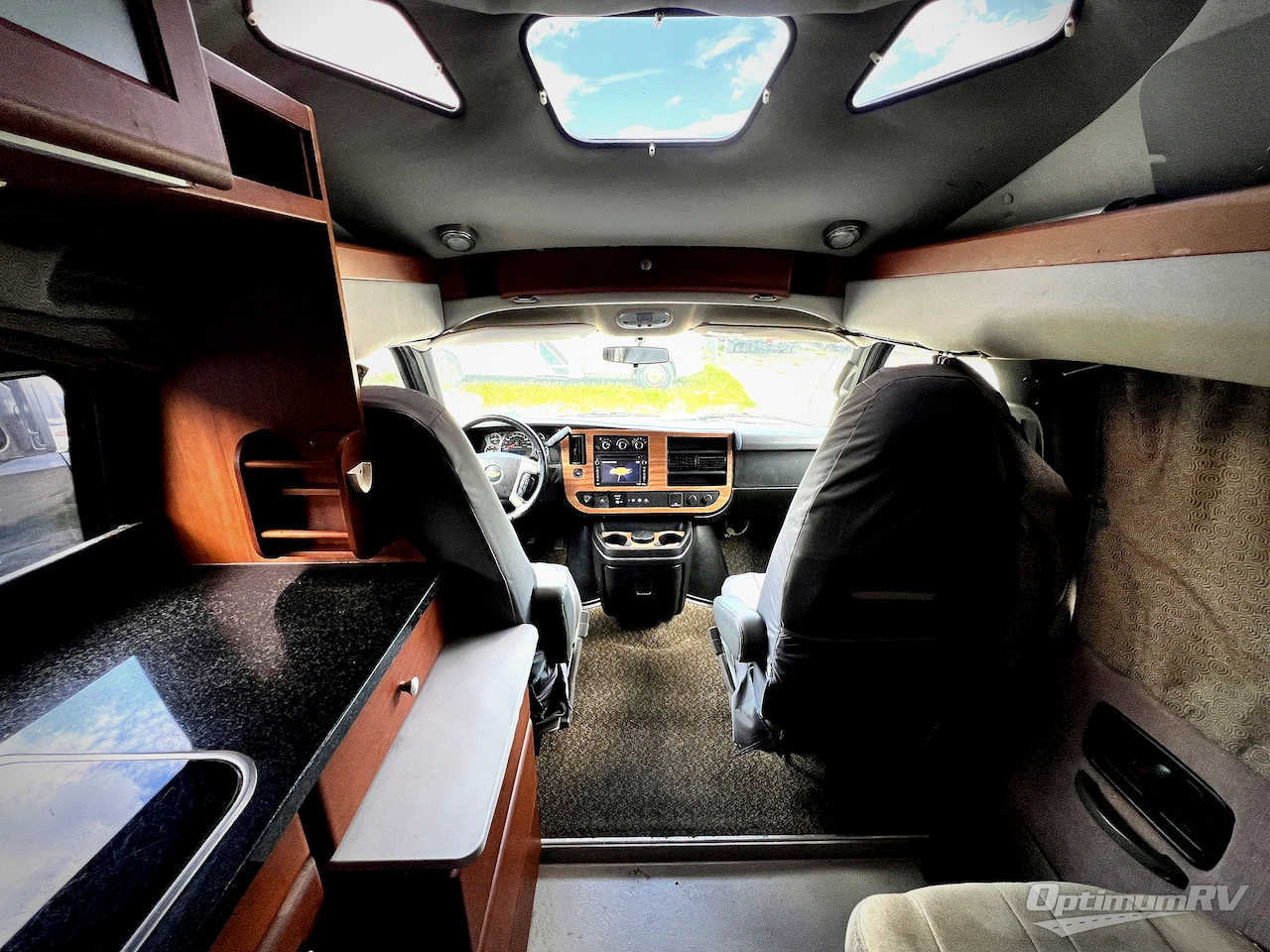 2015 Roadtrek Popular 210-Popular Photo 4