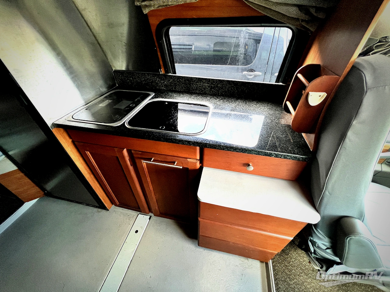 2015 Roadtrek Popular 210-Popular Photo 10