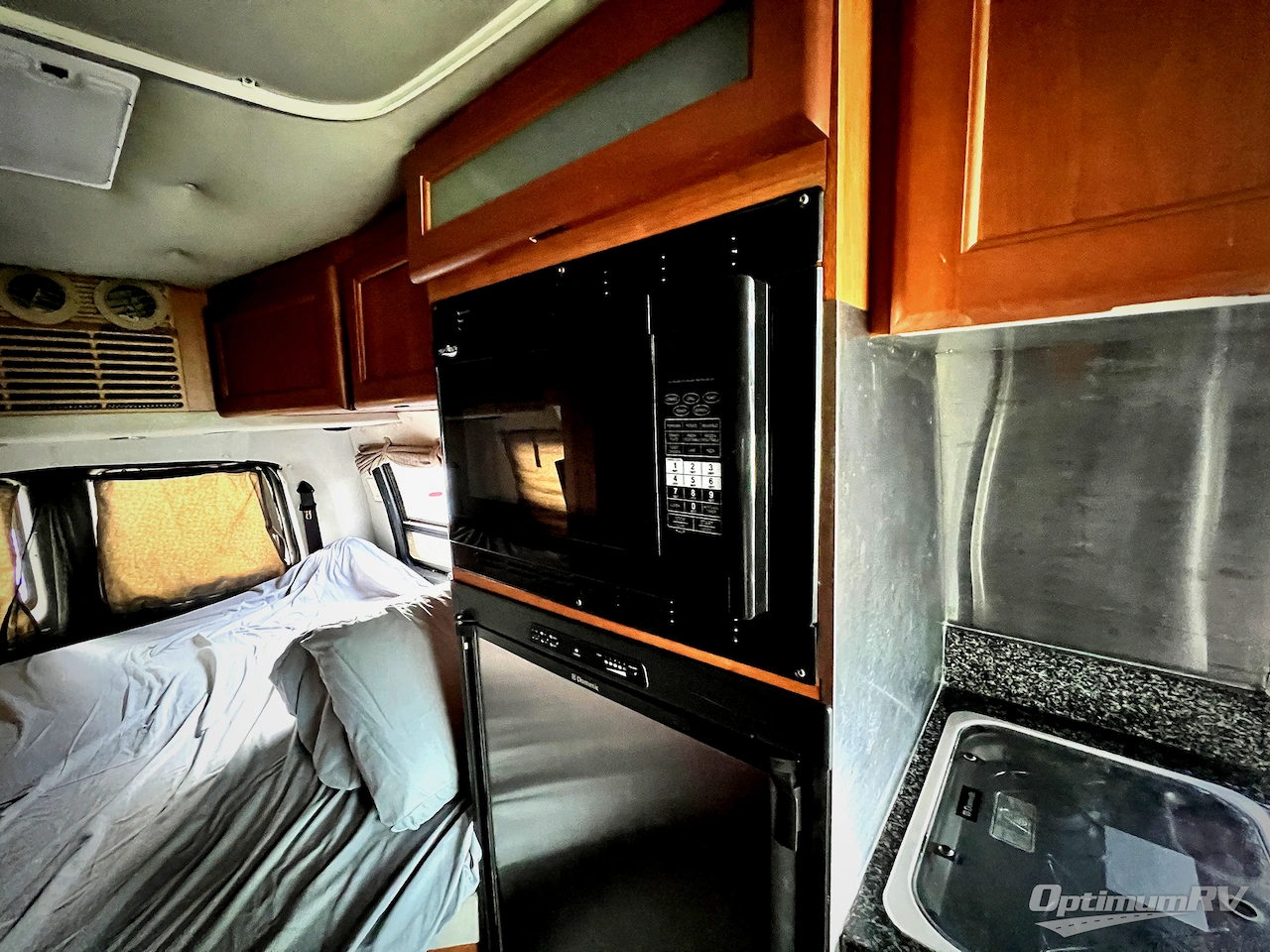 2015 Roadtrek Popular 210-Popular Photo 14
