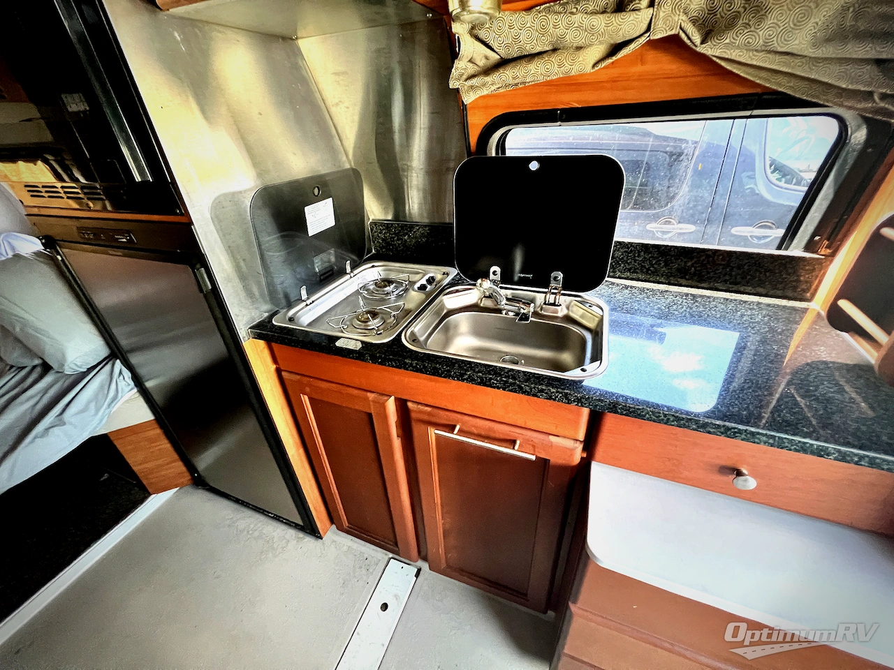 2015 Roadtrek Popular 210-Popular Photo 11