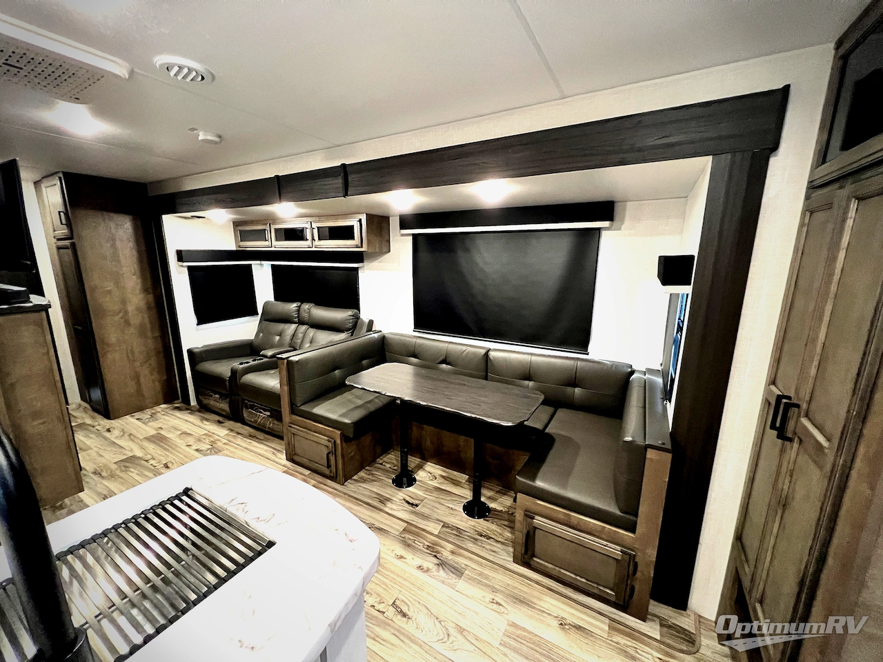 2024 Venture SportTrek ST332VBH Photo 8