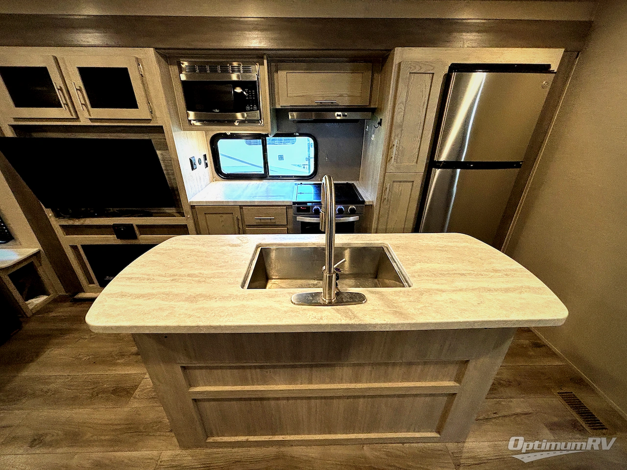 2023 Coachmen Catalina Legacy 313RLTS Photo 6