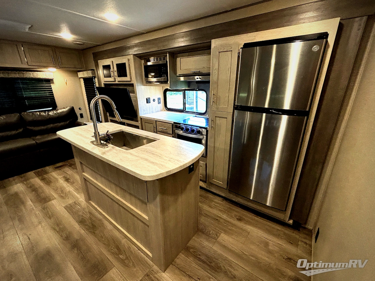2023 Coachmen Catalina Legacy 313RLTS Photo 15