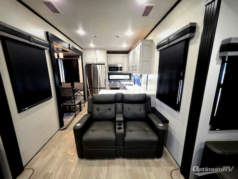 2023 KZ Durango Gold G391RKF RV Photo 2
