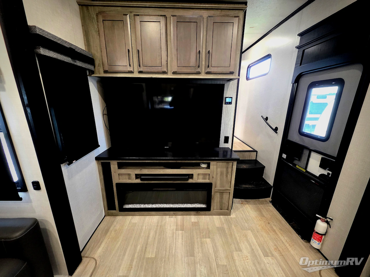 2023 KZ Durango Gold G391RKF Photo 9