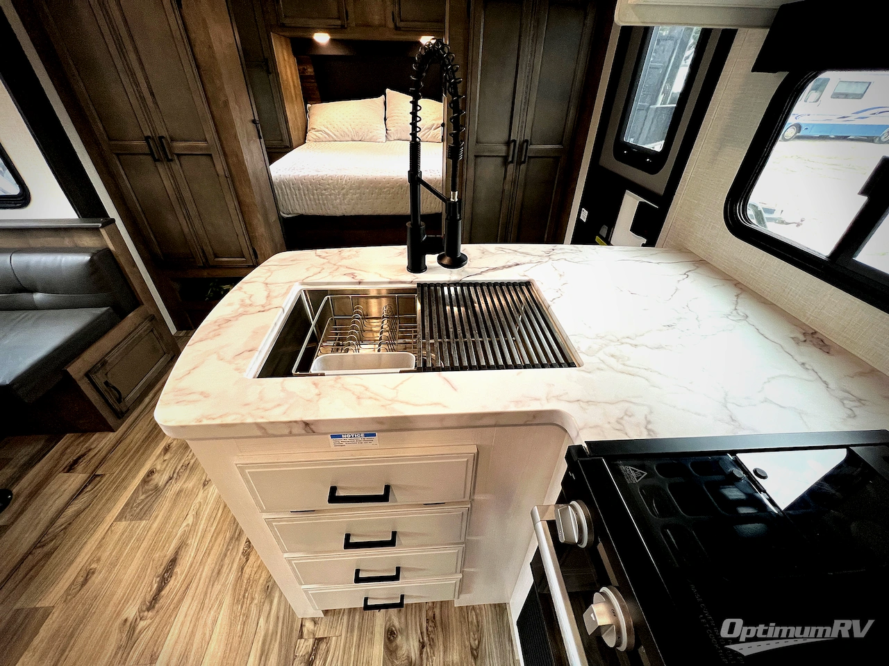 2024 Venture SportTrek ST271VMB Photo 8