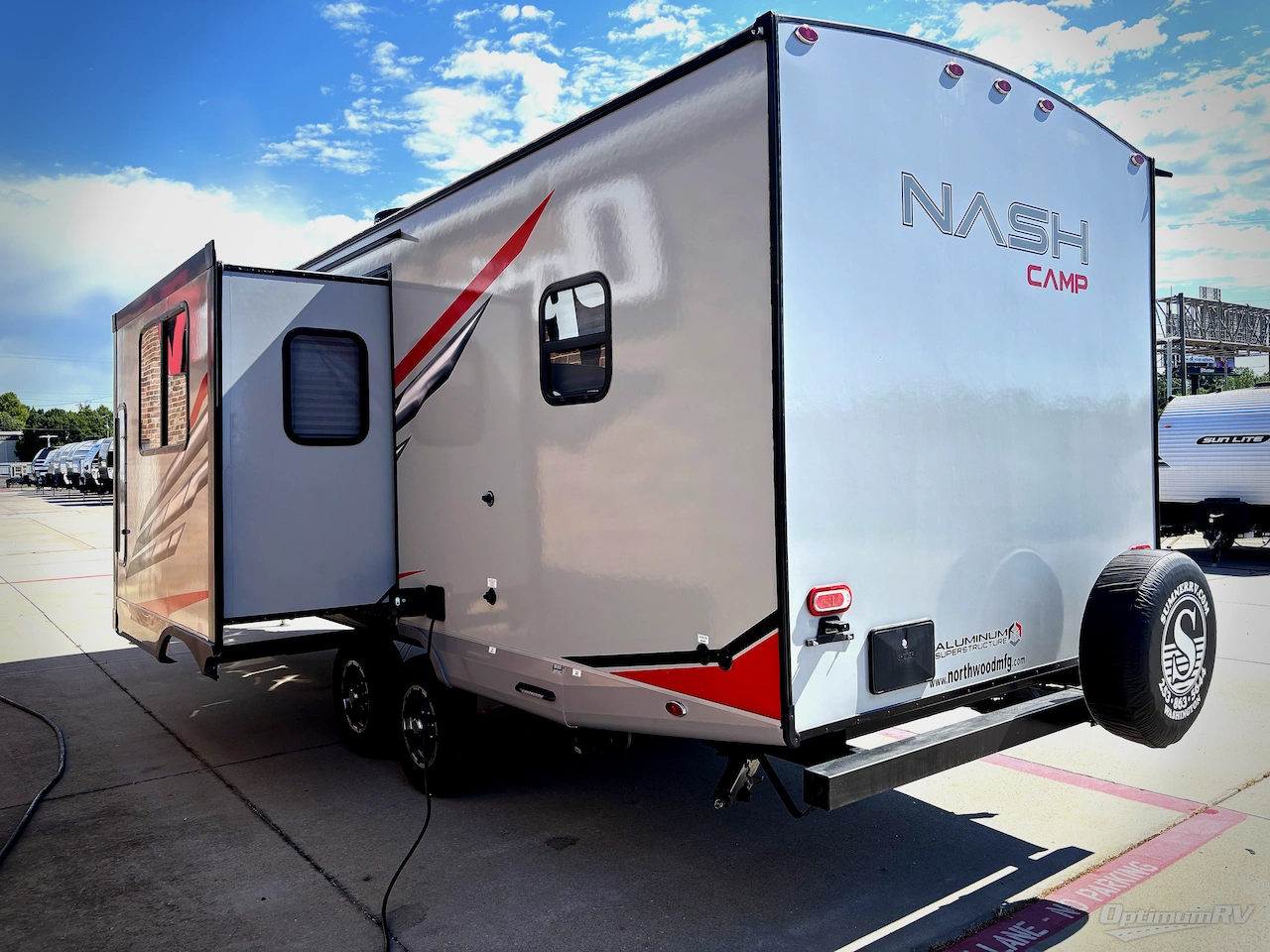 2025 Northwood Nash 24B Photo 3