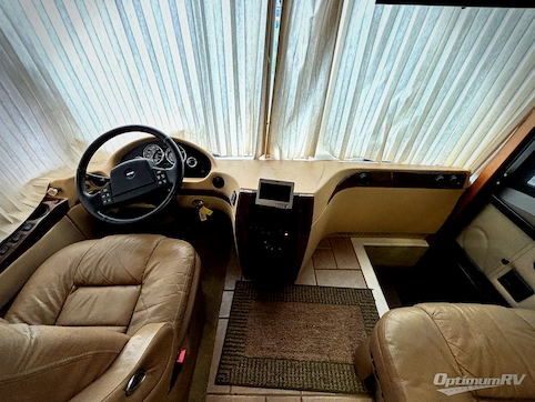 2004 Newmar Mountain Aire 4016 RV Photo 2
