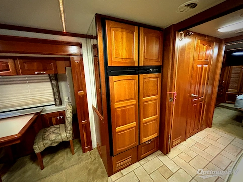 2004 Newmar Mountain Aire 4016 RV Photo 3