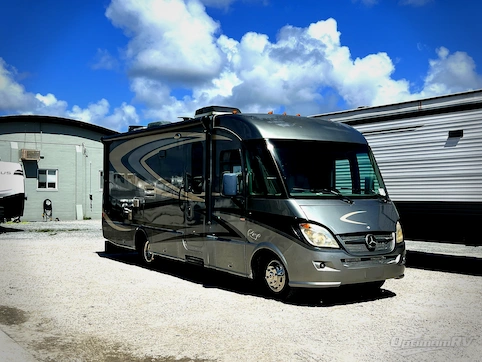 Used 2012 Itasca Reyo 25R Featured Photo