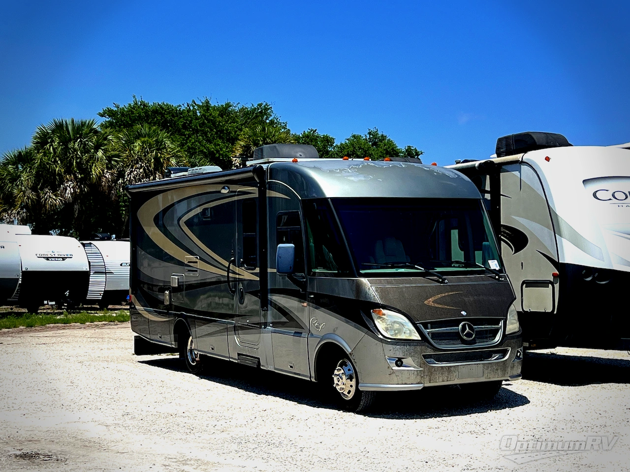 2012 Itasca Reyo 25R Photo 1