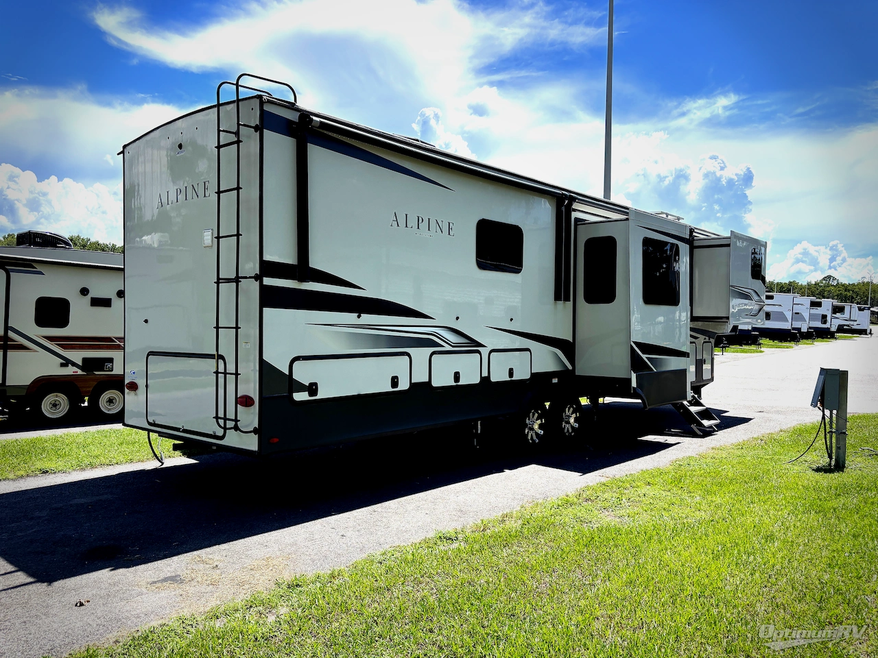 2022 Keystone alpine 3790FK Photo 2