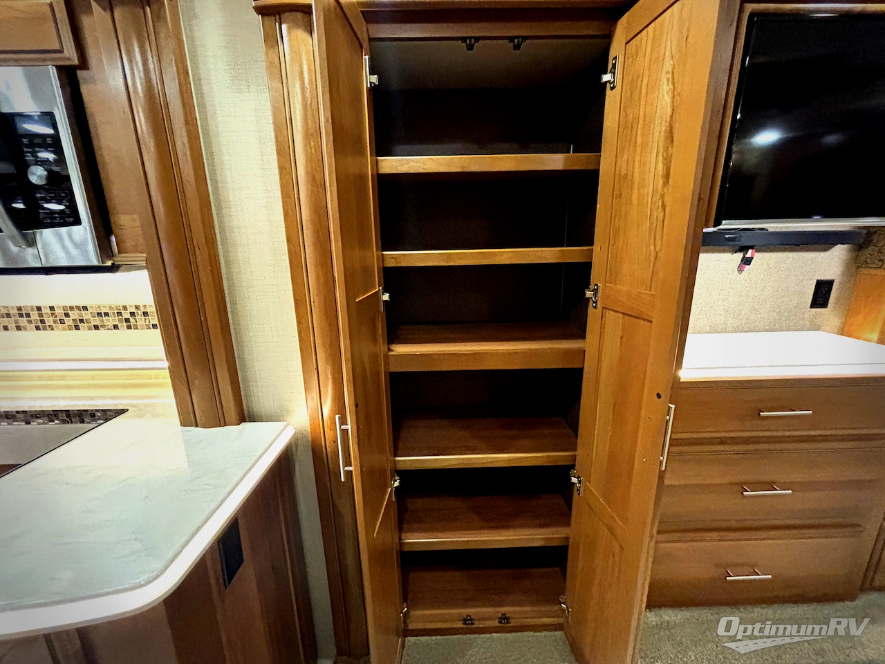 2017 Entegra Anthem 44B Photo 13