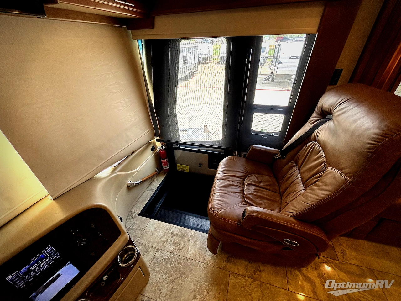 2017 Entegra Anthem 44B Photo 23