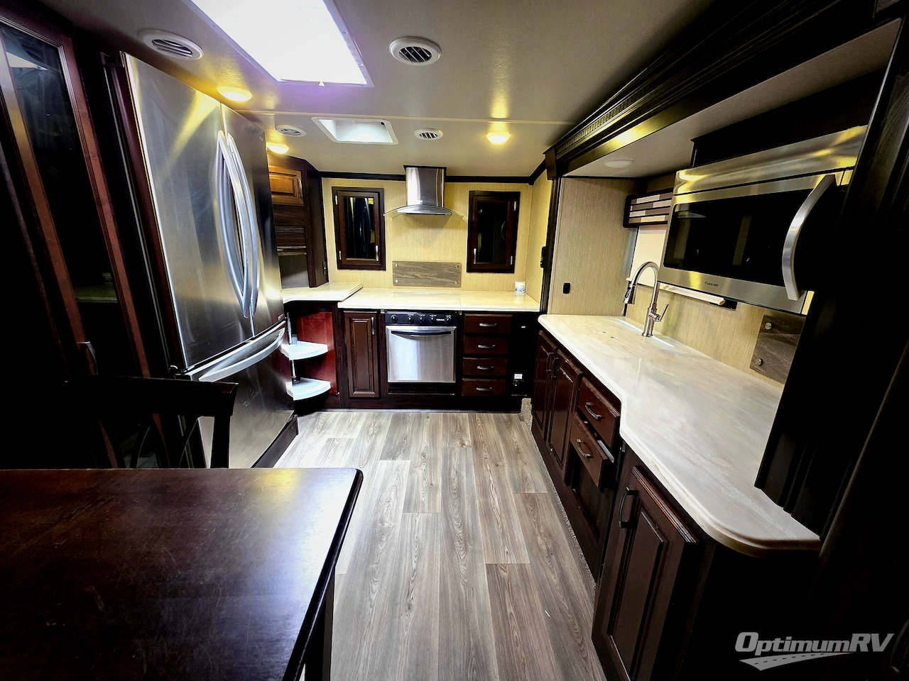 2018 Palomino Columbus F386FK Photo 8