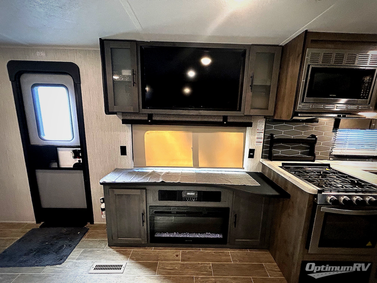 2021 Palomino Puma 28RKQS Photo 9