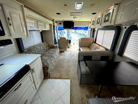 1998 Gulf Stream Scenic Cruiser 8362 RV Photo 2