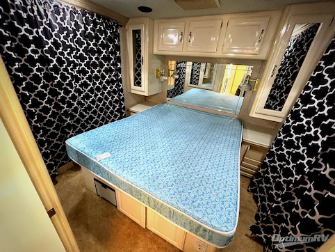 1998 Gulf Stream Scenic Cruiser 8362 RV Floorplan Photo