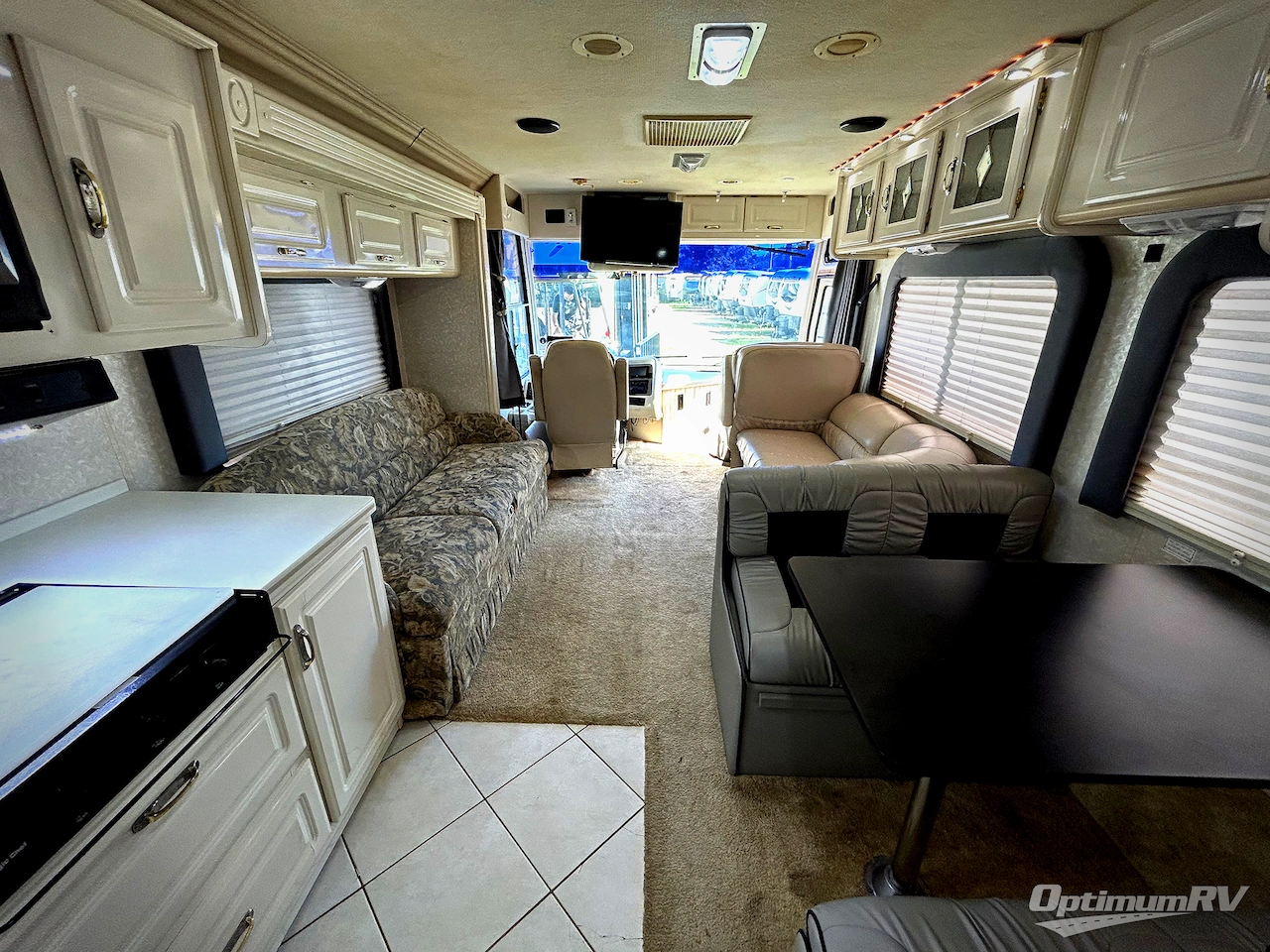 1998 Gulf Stream Scenic Cruiser 8362 Photo 5