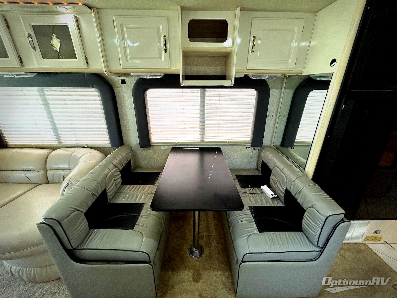 1998 Gulf Stream Scenic Cruiser 8362 Photo 12