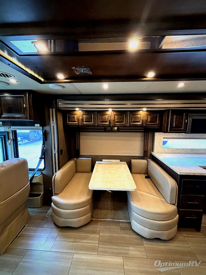 2019 Tiffin Allegro RED 37PA Photo 10