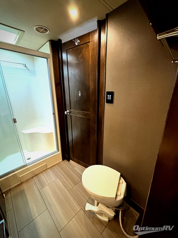 2019 Tiffin Allegro RED 37PA Photo 18