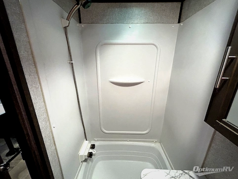 2021 Dutchmen Kodiak Ultra-Lite 283BHSL RV Photo 4