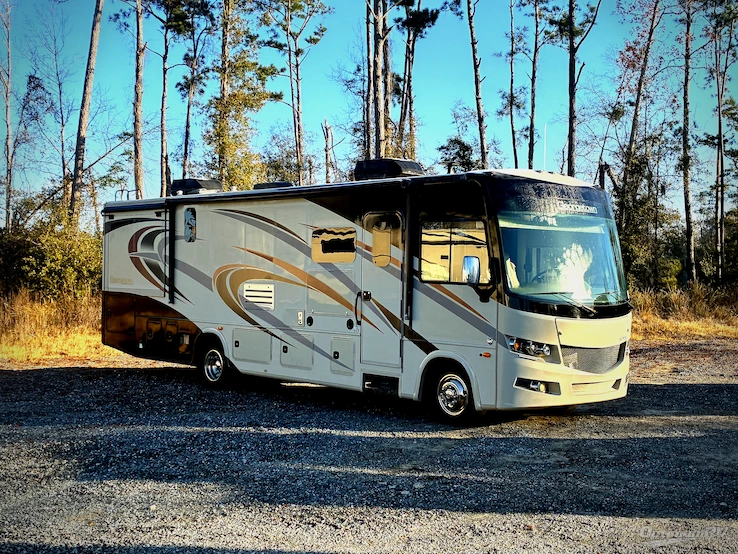 2017 Forest River Georgetown 5 Series 31L5 RV Photo 1