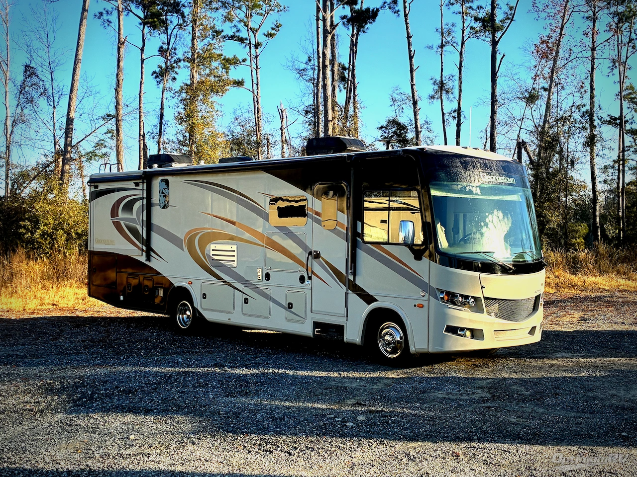 2017 Forest River Georgetown 5 Series 31L5 Photo 1