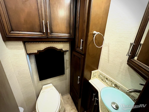 2018 Newmar Ventana 3709 RV Photo 3