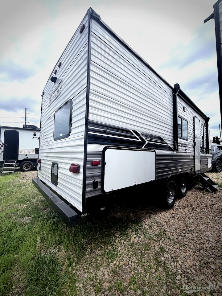 2022 Dutchmen Coleman Lantern LT Series 214BH Photo 2