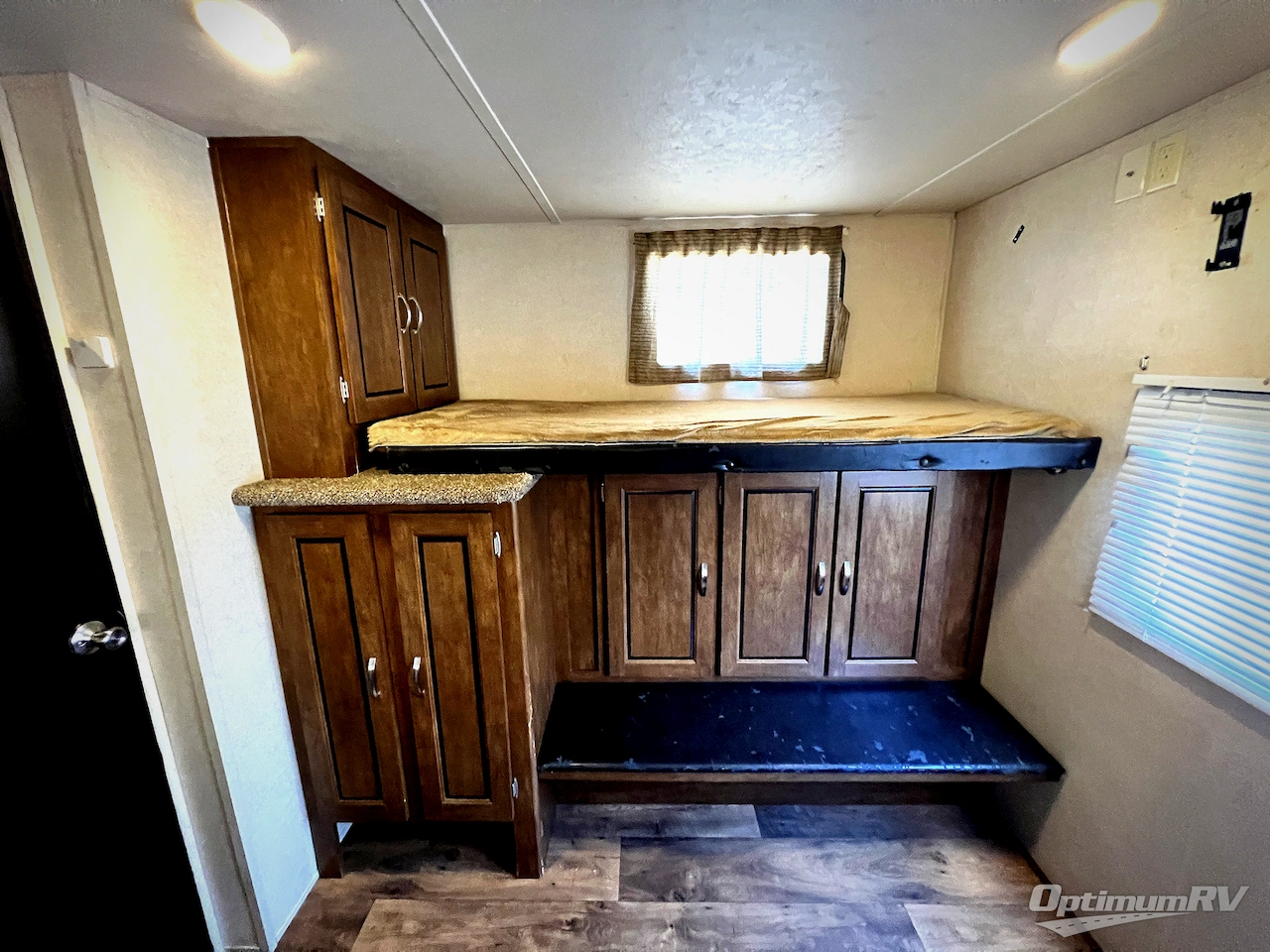 2017 Forest River Salem 28CKDS Photo 14