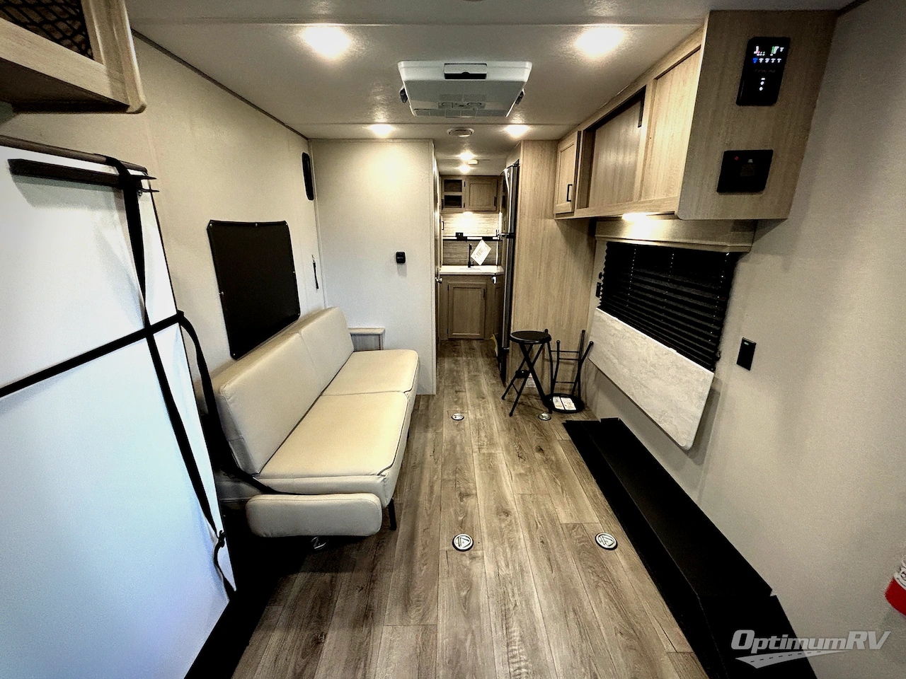 2024 Coachmen Catalina Trail Blazer 18TH Photo 5